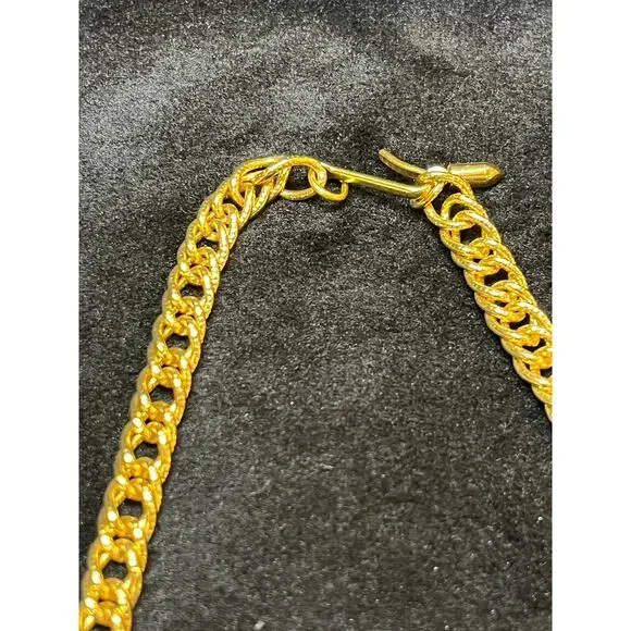 Vintage Joan Rivers Faux Pearl Necklace Double Hearts - Gold & Rhinestone clasp - Picture 6 of 8